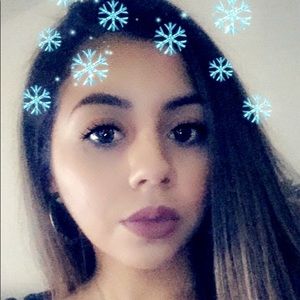 Meet your Posher, Stacie